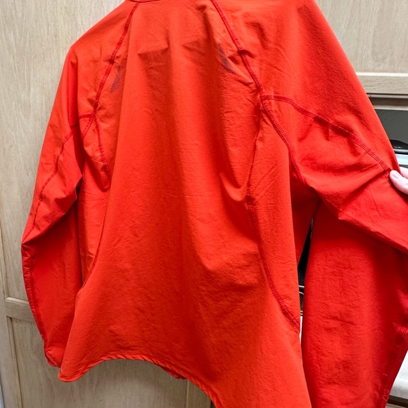 Eddie Bauer Jackets & Blazers - Eddie Bauer First Ascent Women’s XL light weight windbreaker